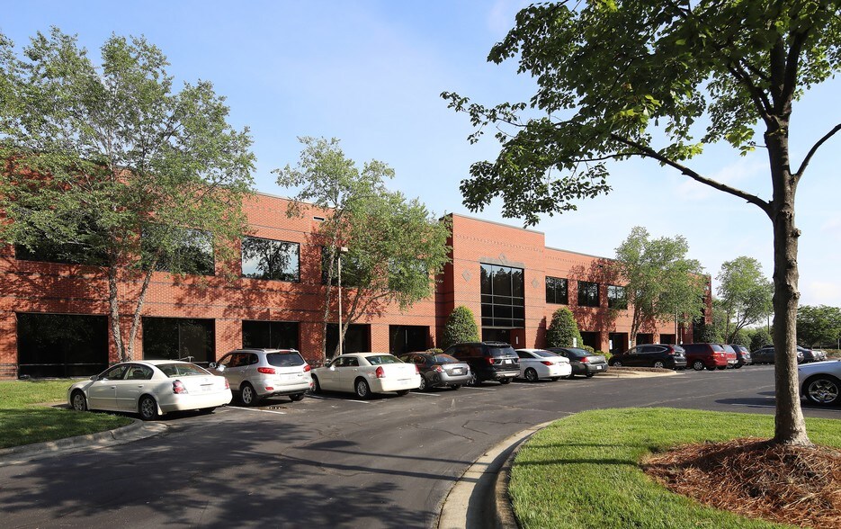 More Photos Of 2000 Aerial Center Pky, Morrisville Unknown For Lease
