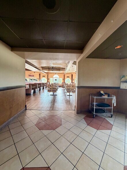 More Photos Of 200-208 W Fleming Dr, Morganton Unknown For Lease