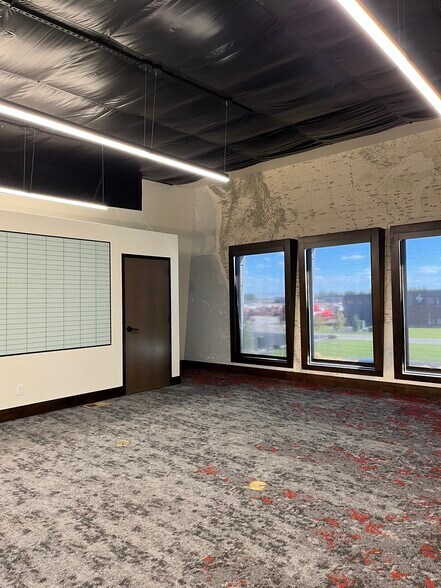More Photos Of 3202 W 5000 S, Rexburg Office For Lease