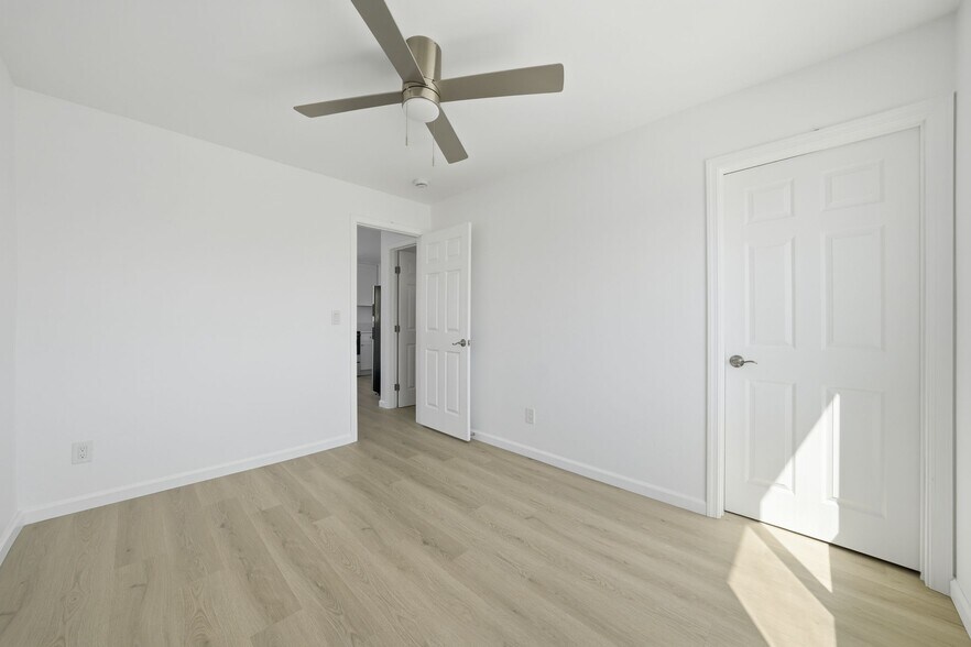 More Photos Of 3153-55 G St, San Diego Apartments For Sale