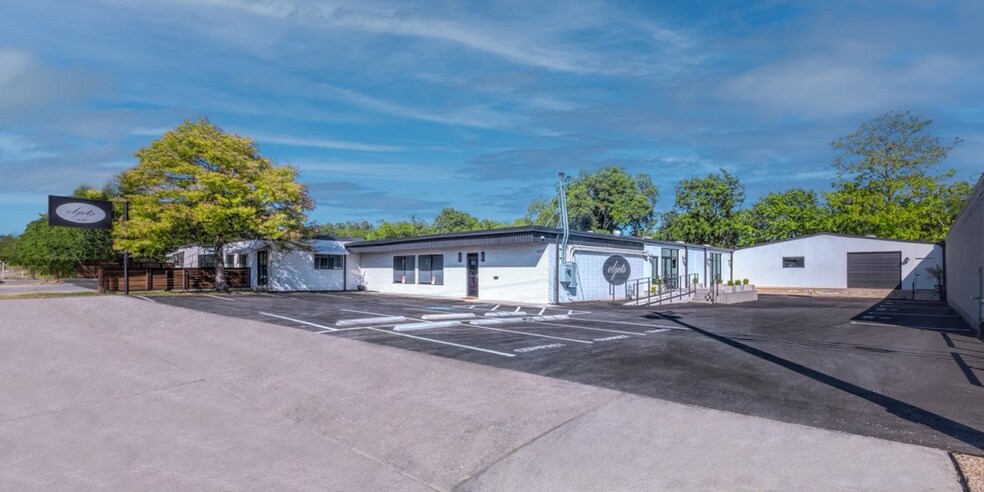 Primary Photo Of 6513 Burnet Ln, Austin Office For Sale