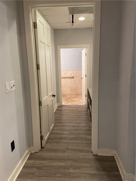 More Photos Of 1675 Cumberland Parkway - Unit 202-203-Bld 200, Smyrna Office For Sale