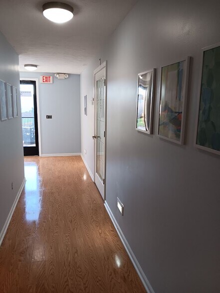 More Photos Of 2524 Woodmeadow Dr SE, Grand Rapids Office For Lease