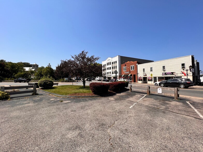 More Photos Of 23 Sandwich St, Plymouth Freestanding For Lease