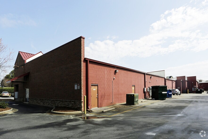 More Photos Of Bass Lake Rd @ Holly Springs Rd, Holly Springs Unknown For Lease