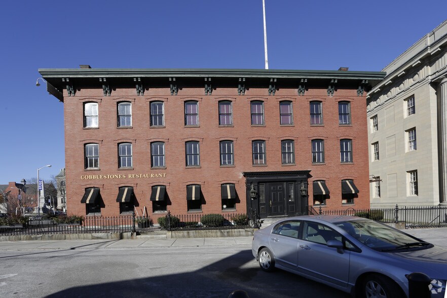 More Photos Of 91 Dutton St, Lowell Restaurant For Sale