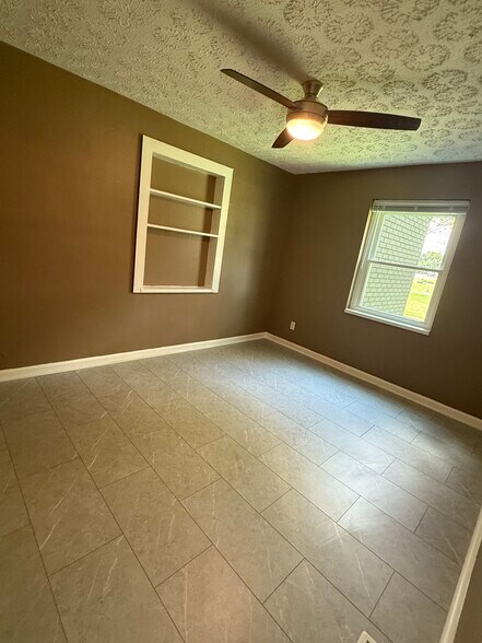 More Photos Of 8079 W 3rd St, New Lebanon Office For Sale