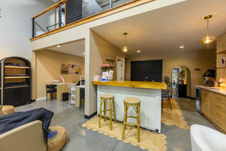 More Photos Of 540 Belden Pky NE, Sugarcreek Storefront For Sale