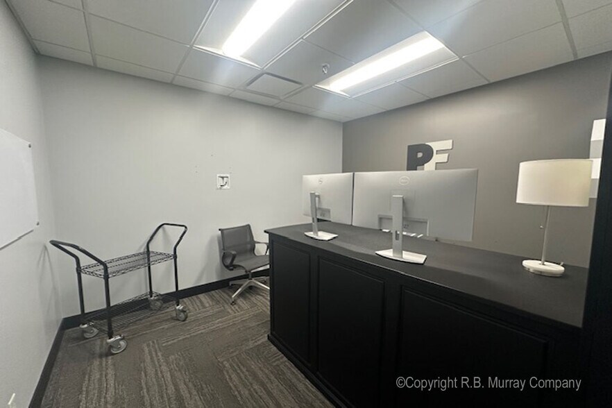 More Photos Of 820 N Cedarbrook Ave, Springfield Industrial For Sale