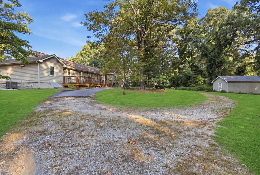 More Photos Of 3365 Thompson Bridge Rd, Gainesville Freestanding For Sale