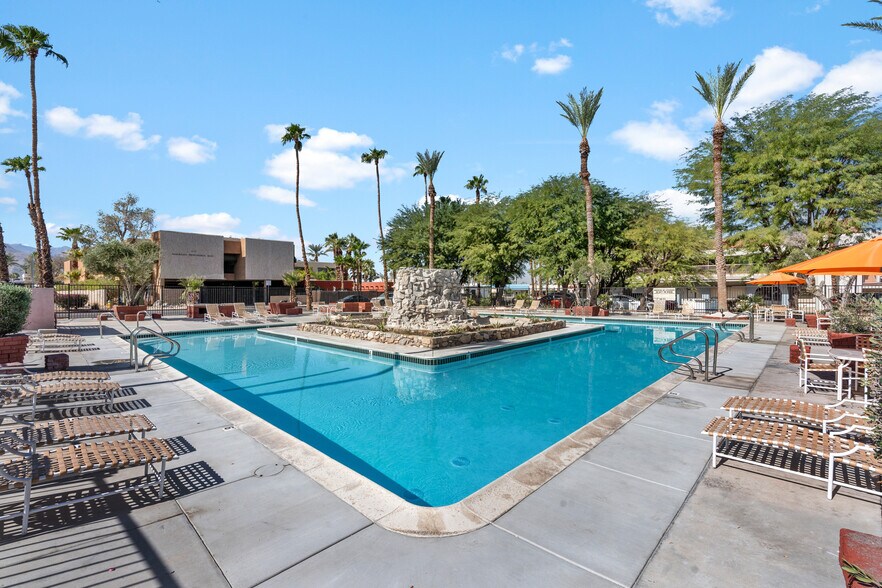 More Photos Of 74380 El Camino, Palm Desert Apartments For Sale