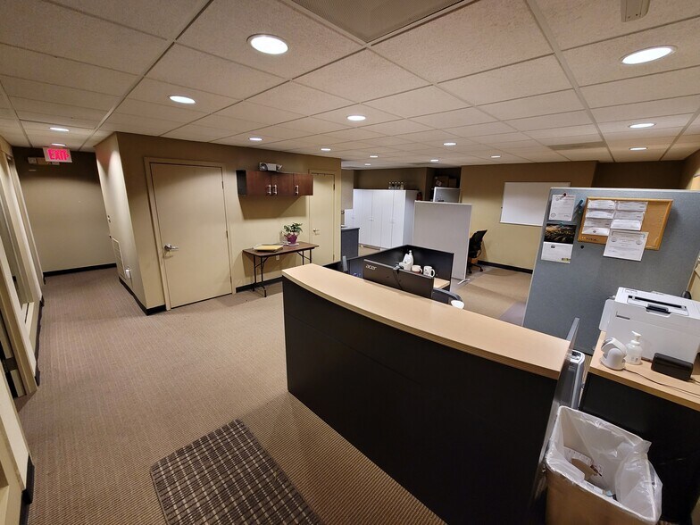 More Photos Of 11700-11706 Bowman Green Dr, Reston Office For Sale