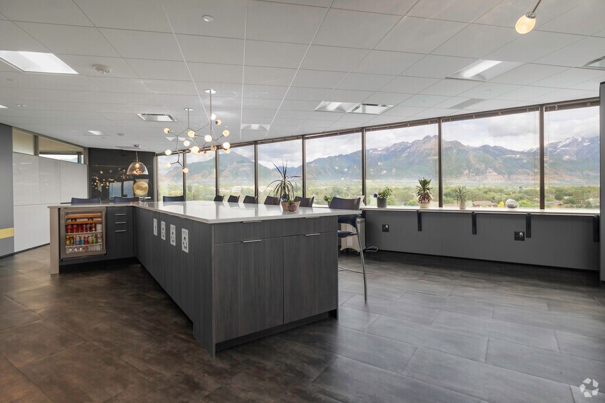 More Photos Of 3981 S 700 E, Salt Lake City Unknown For Lease