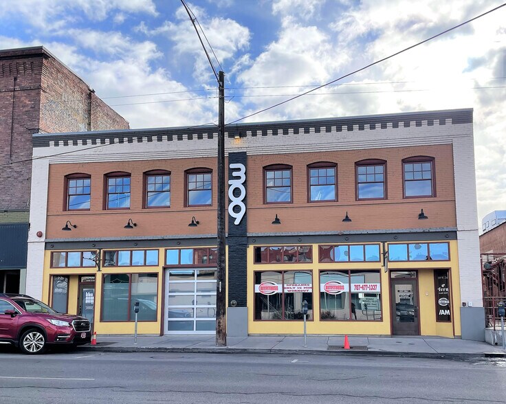More Photos Of 309 W 2nd Ave, Spokane Coworking Space
