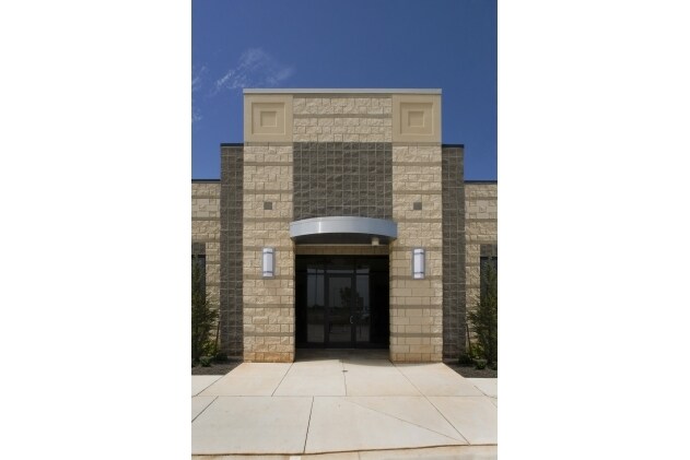 More Photos Of 12304 Market Dr, Oklahoma City Office For Sale