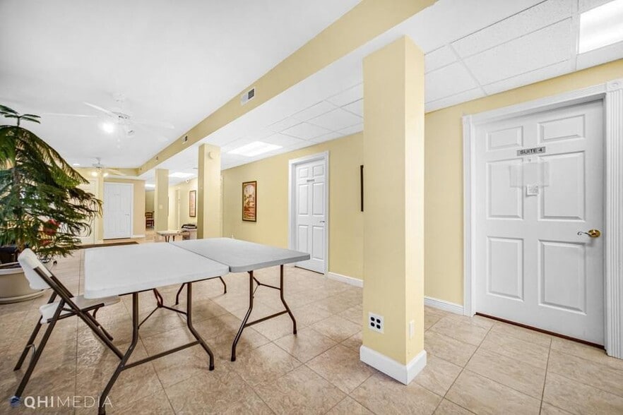 More Photos Of 2710 Franklin St, Michigan City Office Residential For Sale