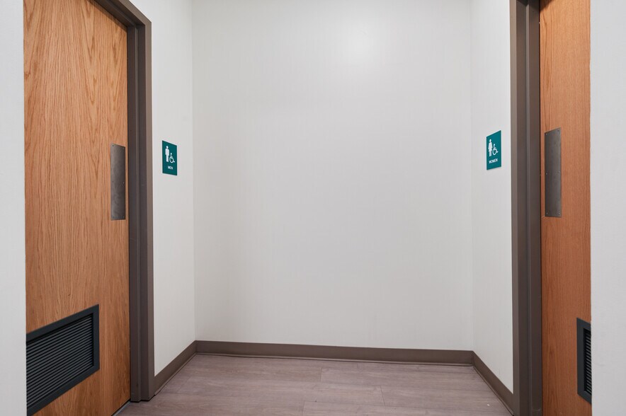 More Photos Of 900 Sarah St, Pittsburgh Coworking Space