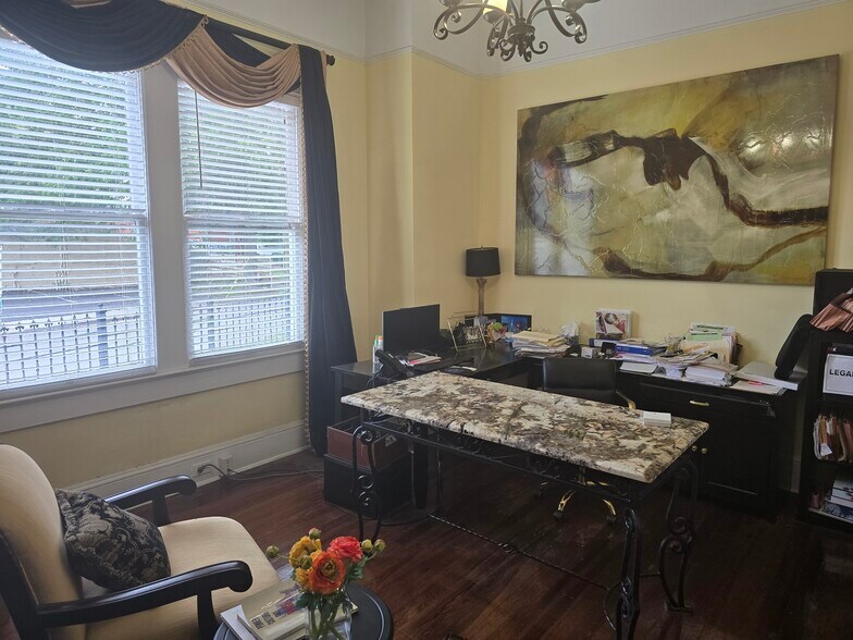 More Photos Of 3285 Main St, College Park Office Residential For Sale