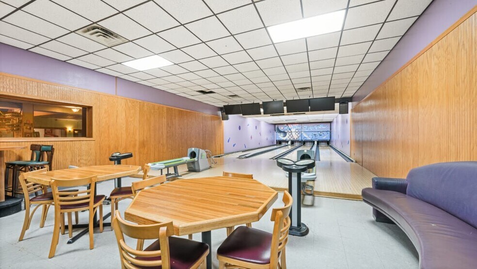 More Photos Of 210 Superior Ave, Tomah Bowling Alley For Sale