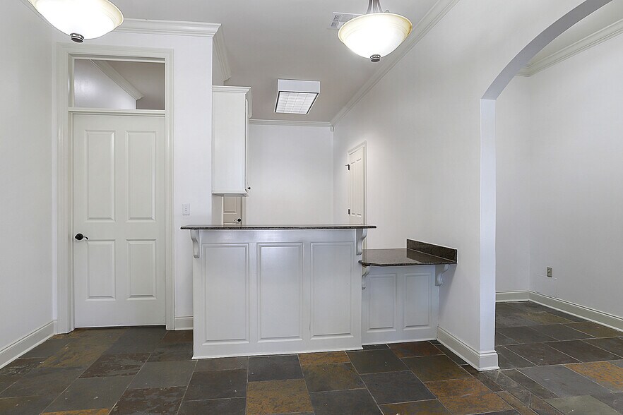 More Photos Of 10620 Timberlake Ave, Baton Rouge Medical For Lease