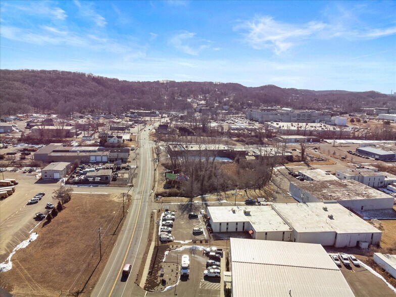 More Photos Of 118 Quinnipiac Ave, North Haven Warehouse For Lease