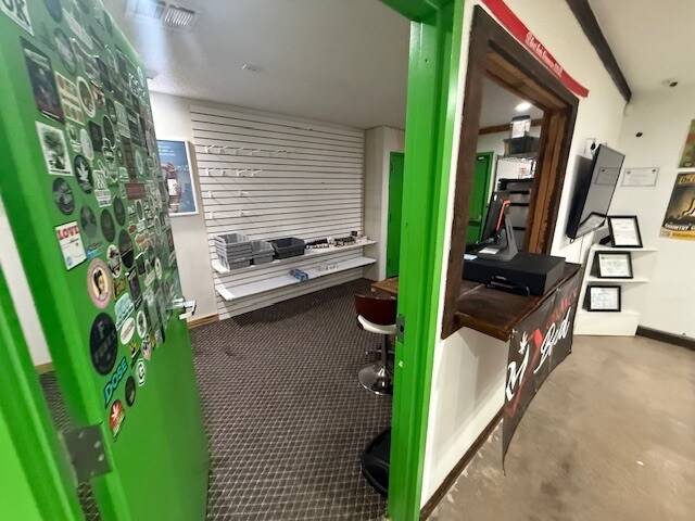 More Photos Of 4300 W Rogers Blvd, Skiatook Freestanding For Sale