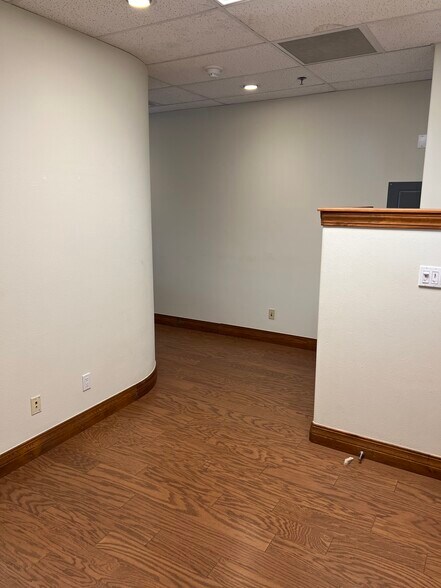 More Photos Of 69 Edwards Access Rd, Edwards Office For Lease