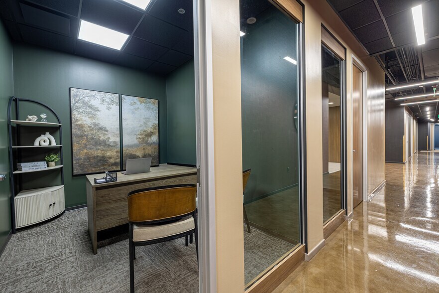 More Photos Of 1801 West End Ave, Nashville Coworking Space