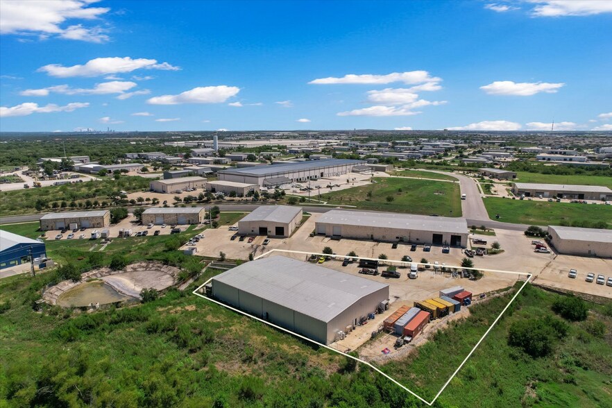 More Photos Of 1481 Robert S Light Blvd, Buda Warehouse For Lease