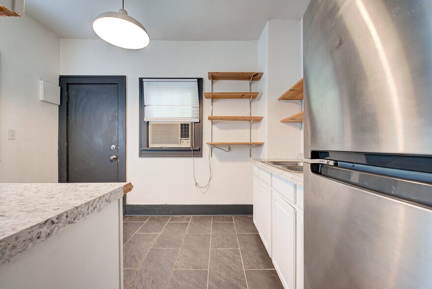 More Photos Of 408 Chautauqua Ave, Norman Multifamily For Sale