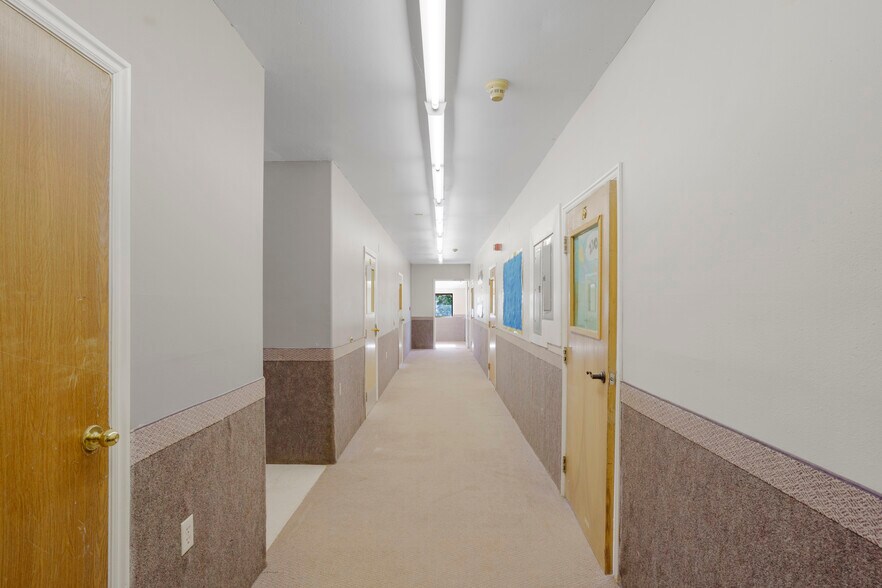 More Photos Of 140 Central St, Colorado City Office For Sale