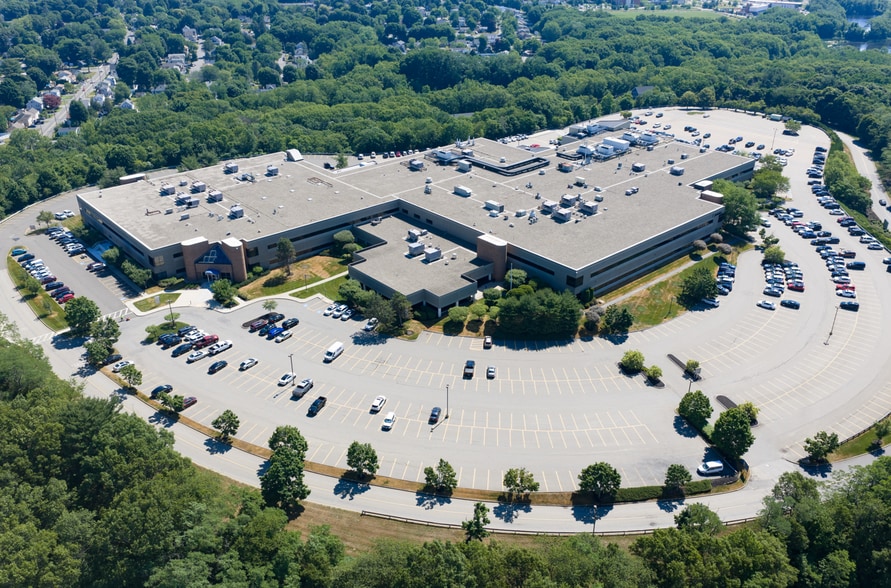 More Photos Of 10 Centennial Dr, Peabody Research And Development For Lease