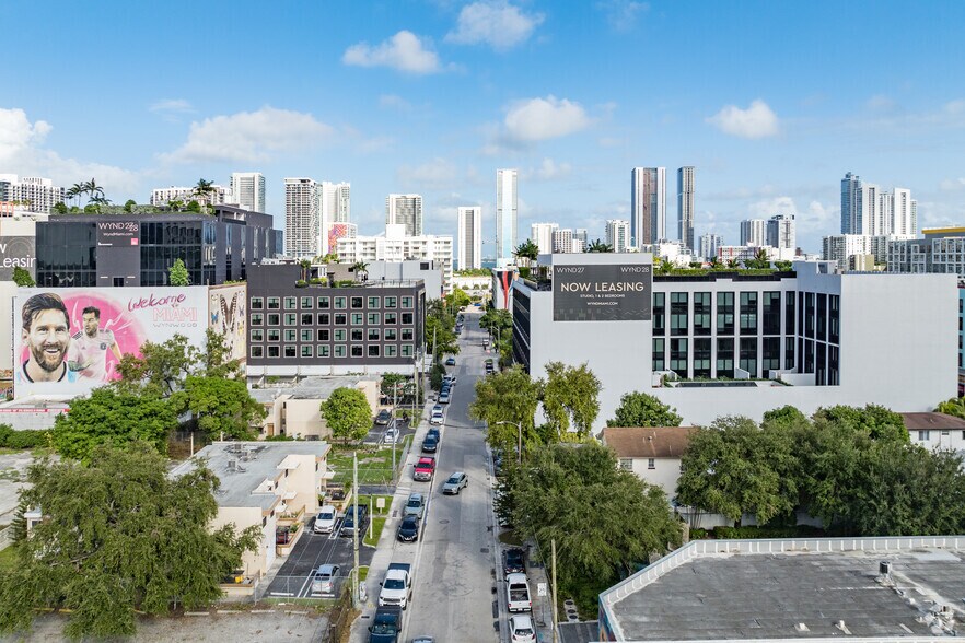 More Photos Of 127 NW 27th St, Miami Unknown For Lease