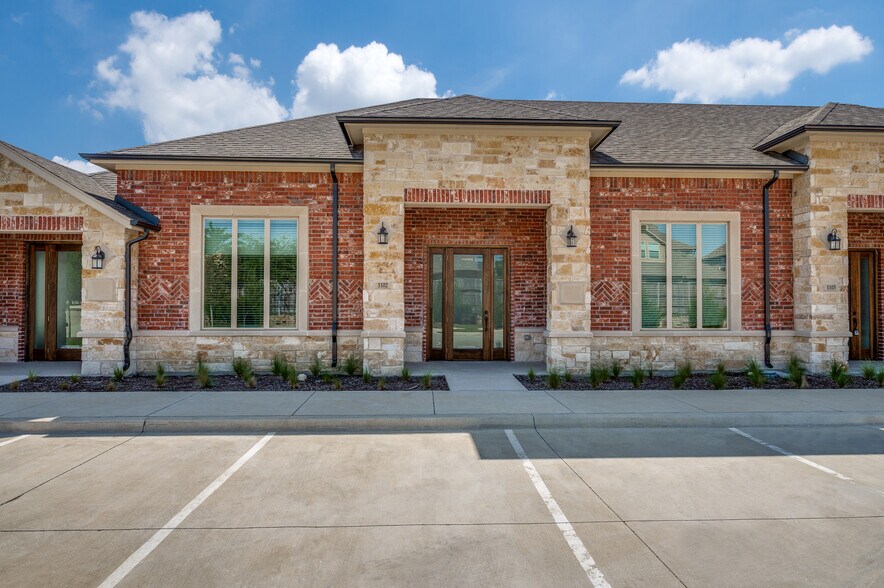 Primary Photo Of 400 Stonebrook Pky, Frisco Office For Lease