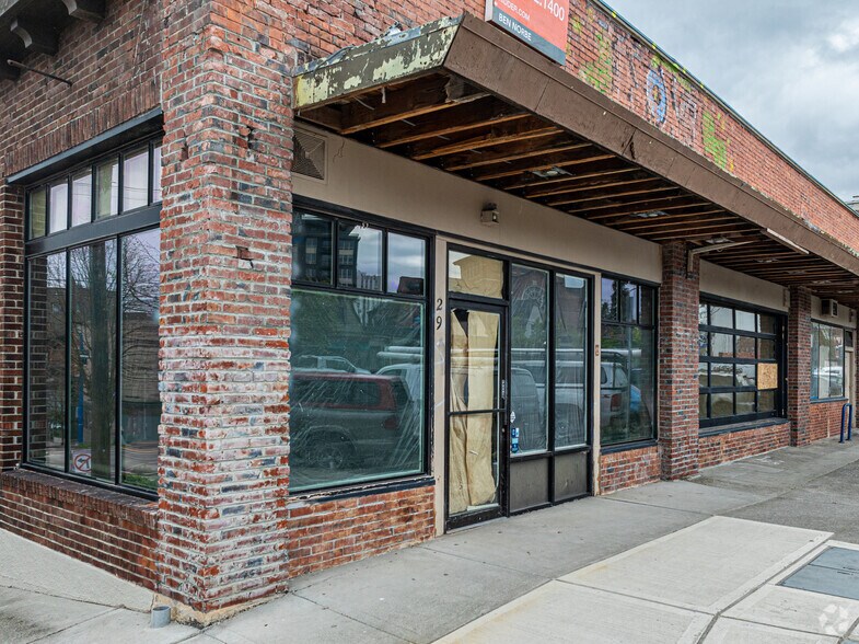 More Photos Of 15-29 Tacoma Ave N, Tacoma Unknown For Lease
