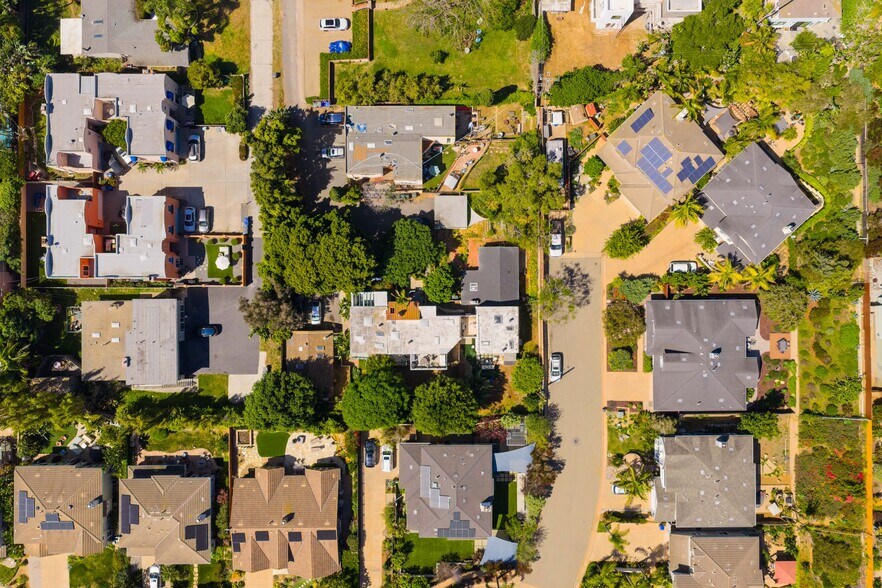More Photos Of 273 Hillcrest Dr, Encinitas Apartments For Sale