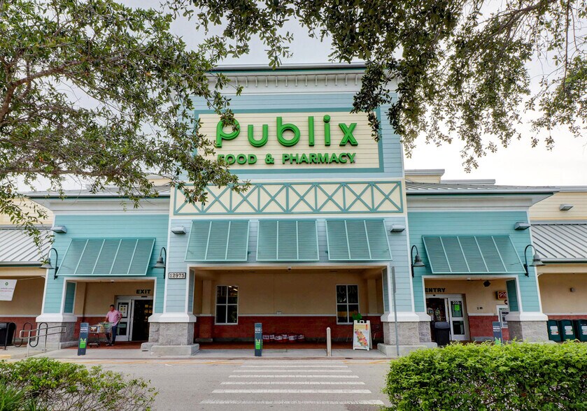 More Photos Of 12955-12975 Collier Blvd, Naples Unknown For Lease