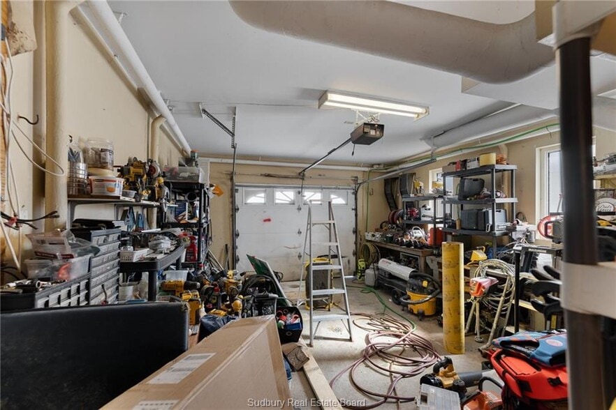 More Photos Of 29 Laren St, Wahnapitae Apartments For Sale