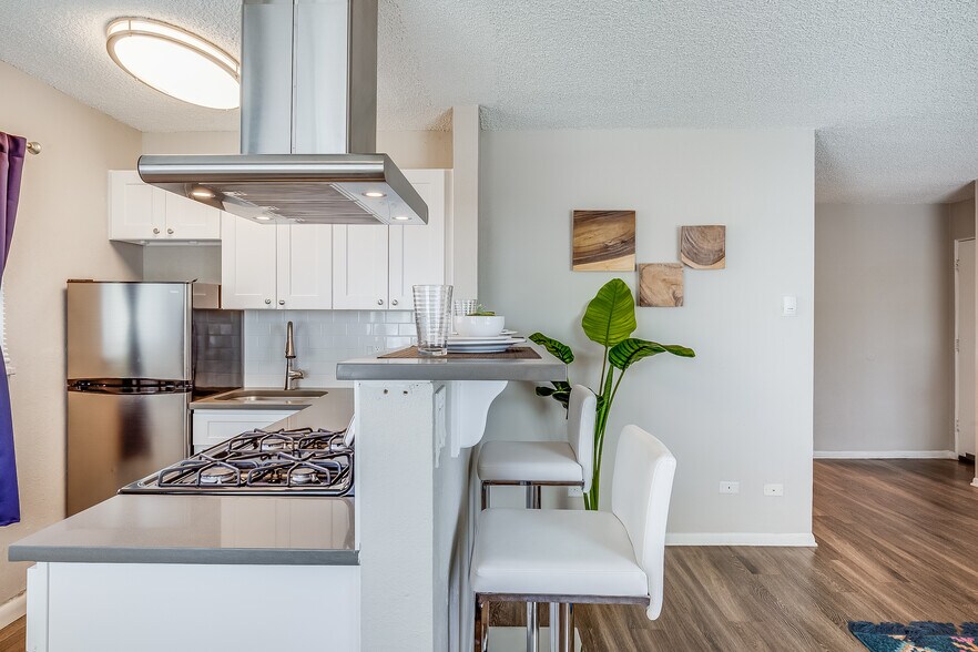 More Photos Of 175 W Belleview Ave, Englewood Apartments For Sale