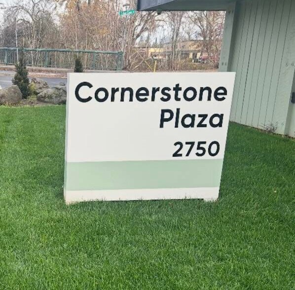 More Photos Of 2750 G St, Merced Office For Lease