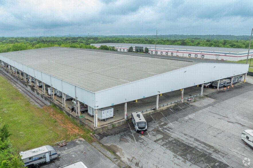 Primary Photo Of 1523 Midfield Industrial Blvd, Birmingham Distribution For Sale