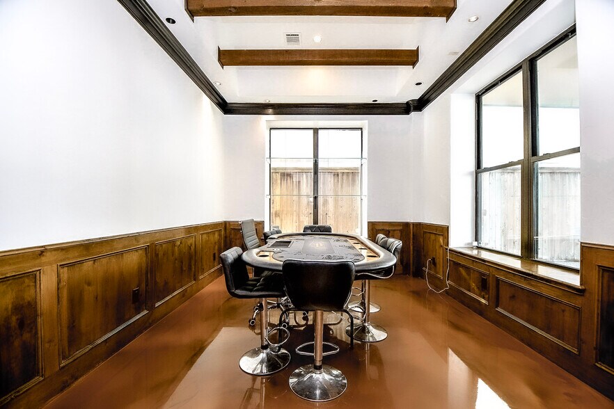 More Photos Of 4119 Allen St, Houston Office For Sale