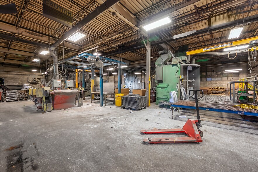 More Photos Of 1521 W Michigan St, Sidney Unknown For Lease