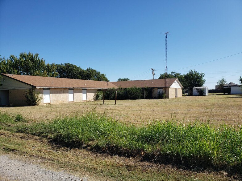 More Photos Of 600 E California Ave, Walters Congregate Senior Housing For Sale