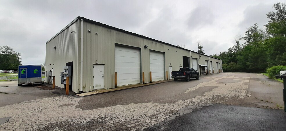 More Photos Of 95 Ledge Rd, Seabrook Service For Lease