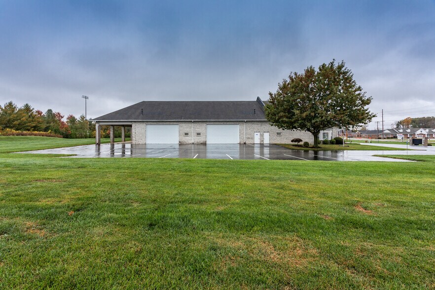 More Photos Of 1186 S State Route 157, Edwardsville Loft Creative Space For Sale