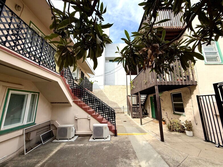 More Photos Of 2438-2446 India St, San Diego Apartments For Sale