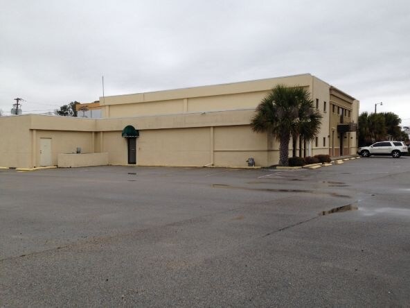 More Photos Of 2012 Highway 90, Gautier Flex For Lease