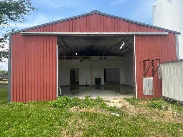 Primary Photo Of 10835 Avon Belden Rd, Grafton Warehouse For Lease