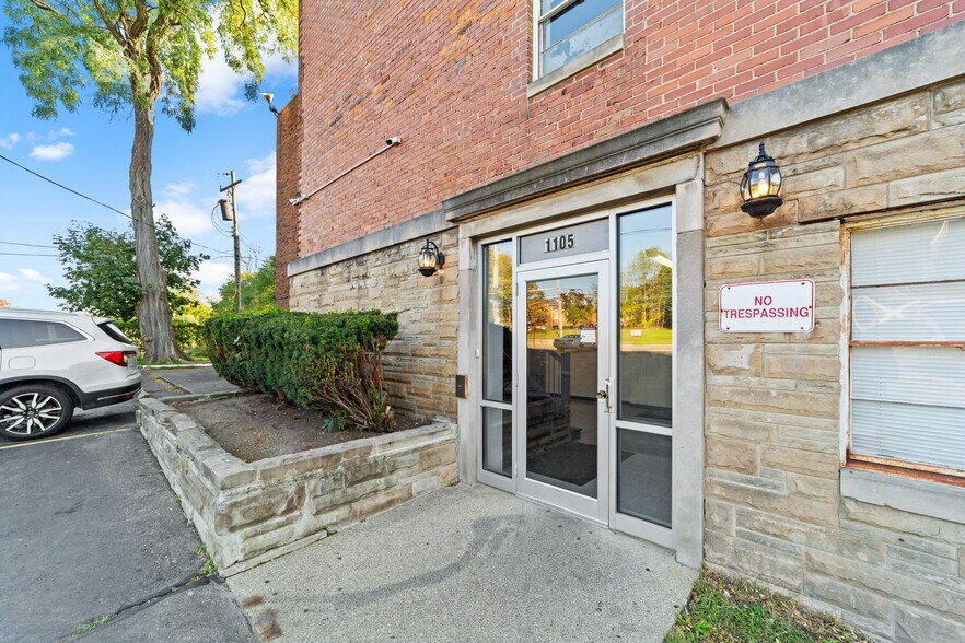 More Photos Of 1105 2nd Ave, Akron Apartments For Sale